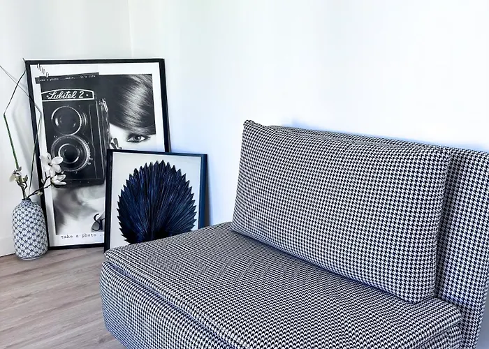 Appartement 79M2 Proche Airbus Tout Confort Lumineux 2 Chambres, 1 Bureau